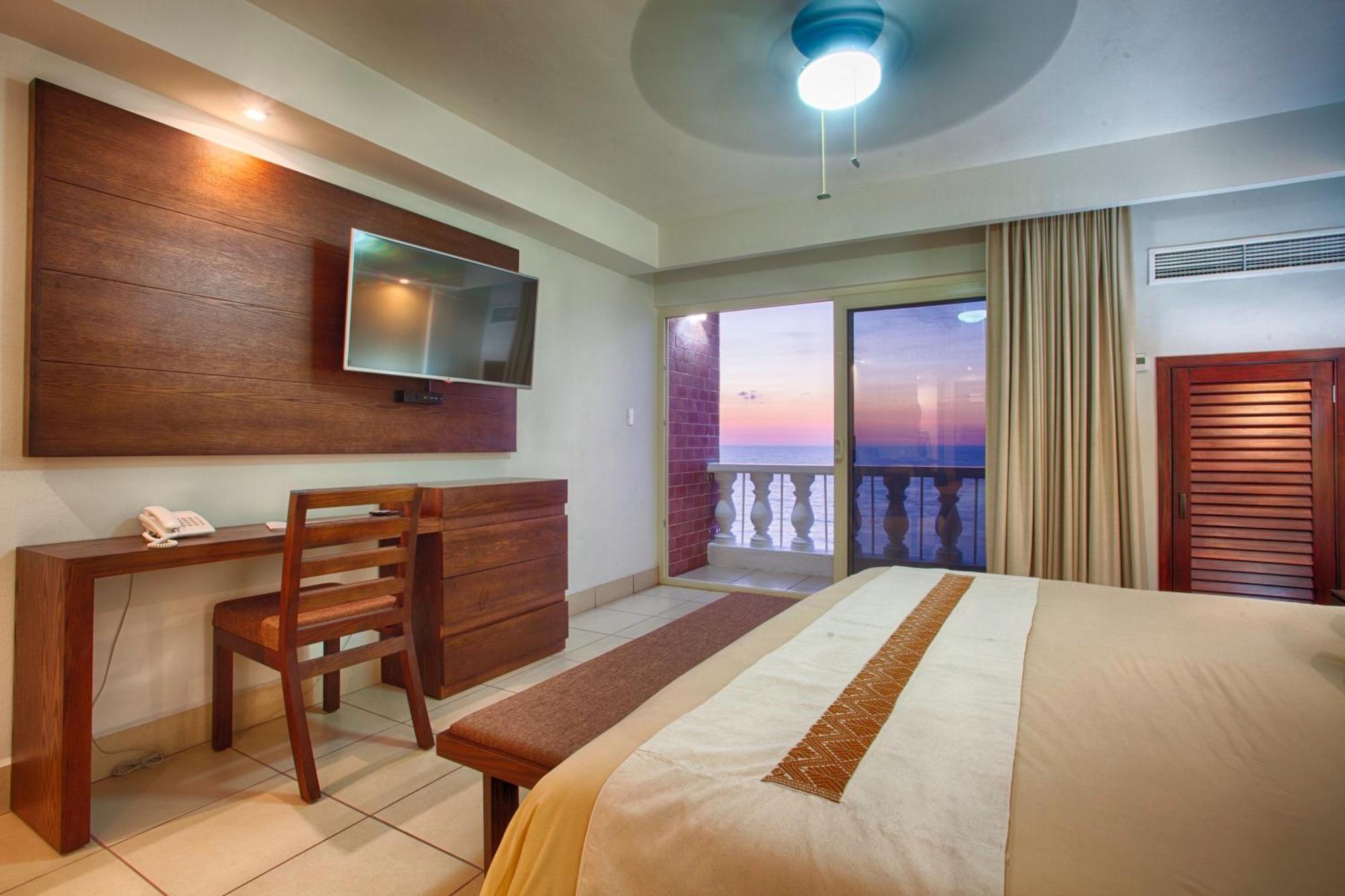 Costa Sur Resort, Classico Collection By Sonesta Пуэрто-Вальярта Экстерьер фото